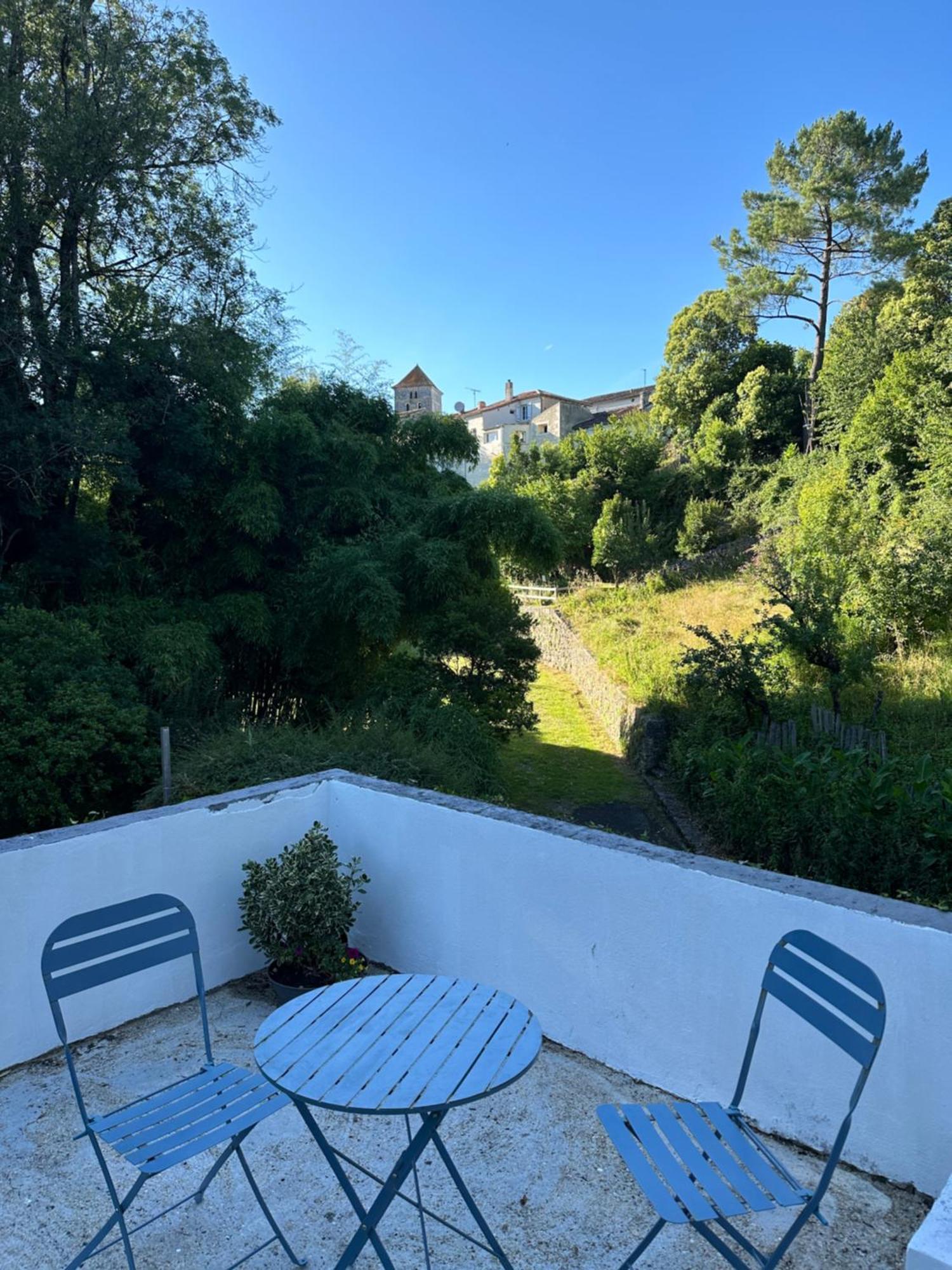 Villa Nickis House Saint-Sauvant  Esterno foto