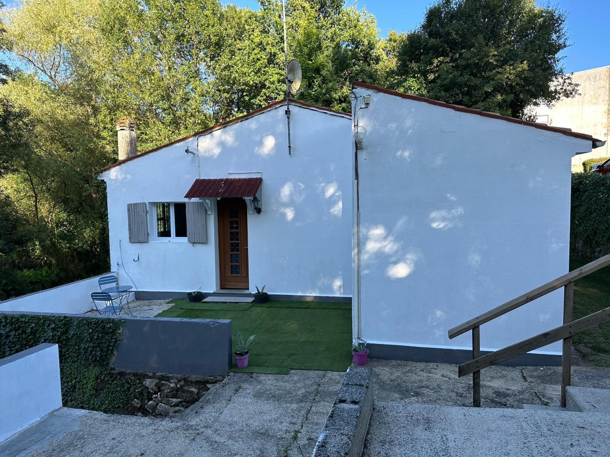 Villa Nickis House Saint-Sauvant  Esterno foto