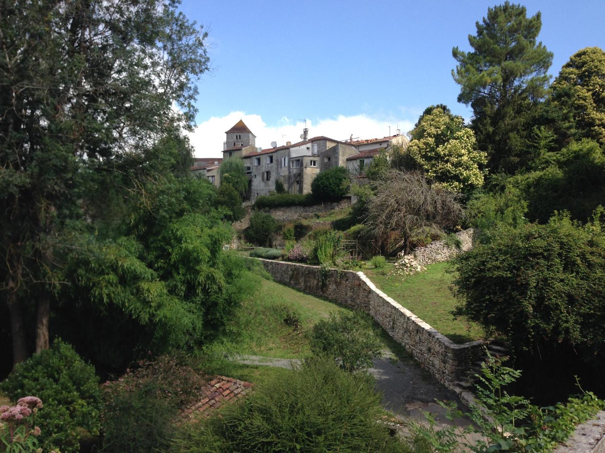 Villa Nickis House Saint-Sauvant  Esterno foto